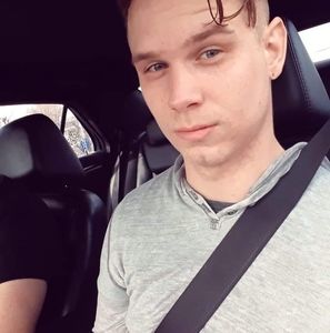 Meet your Posher, Erik